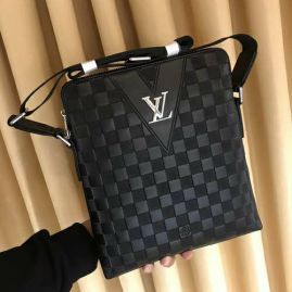 Picture of LV Mens Bags _SKUfw97613697fw